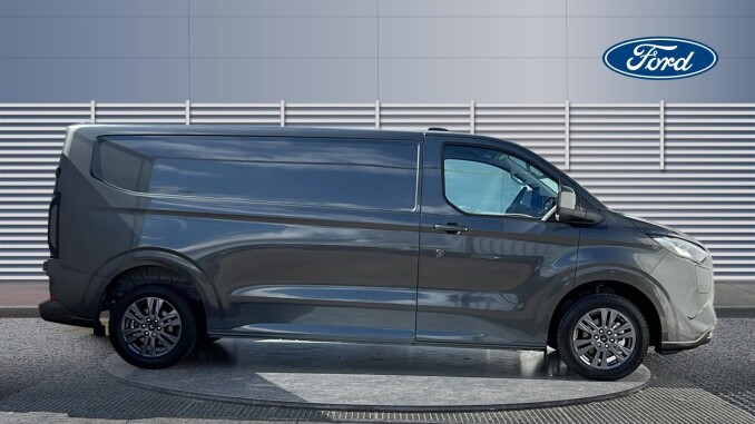 Ford Transit Custom 320 L2 Petrol Fwd 2.5 PHEV 232ps H1 Van Limited Auto - Image 5